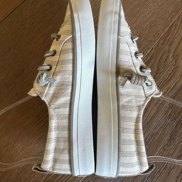 Sperry SeaCycled™ Crest Vibe Striped Textile Sneaker - Picture 7 of 10